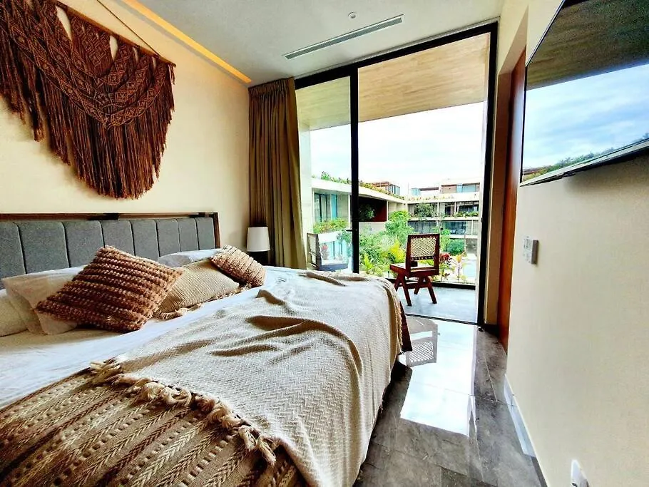 Apartment Mistiq Tulum Pent House 3 Recamaras, 3 Banos, Sala, Comedor, Terraza Y Jacuzzi